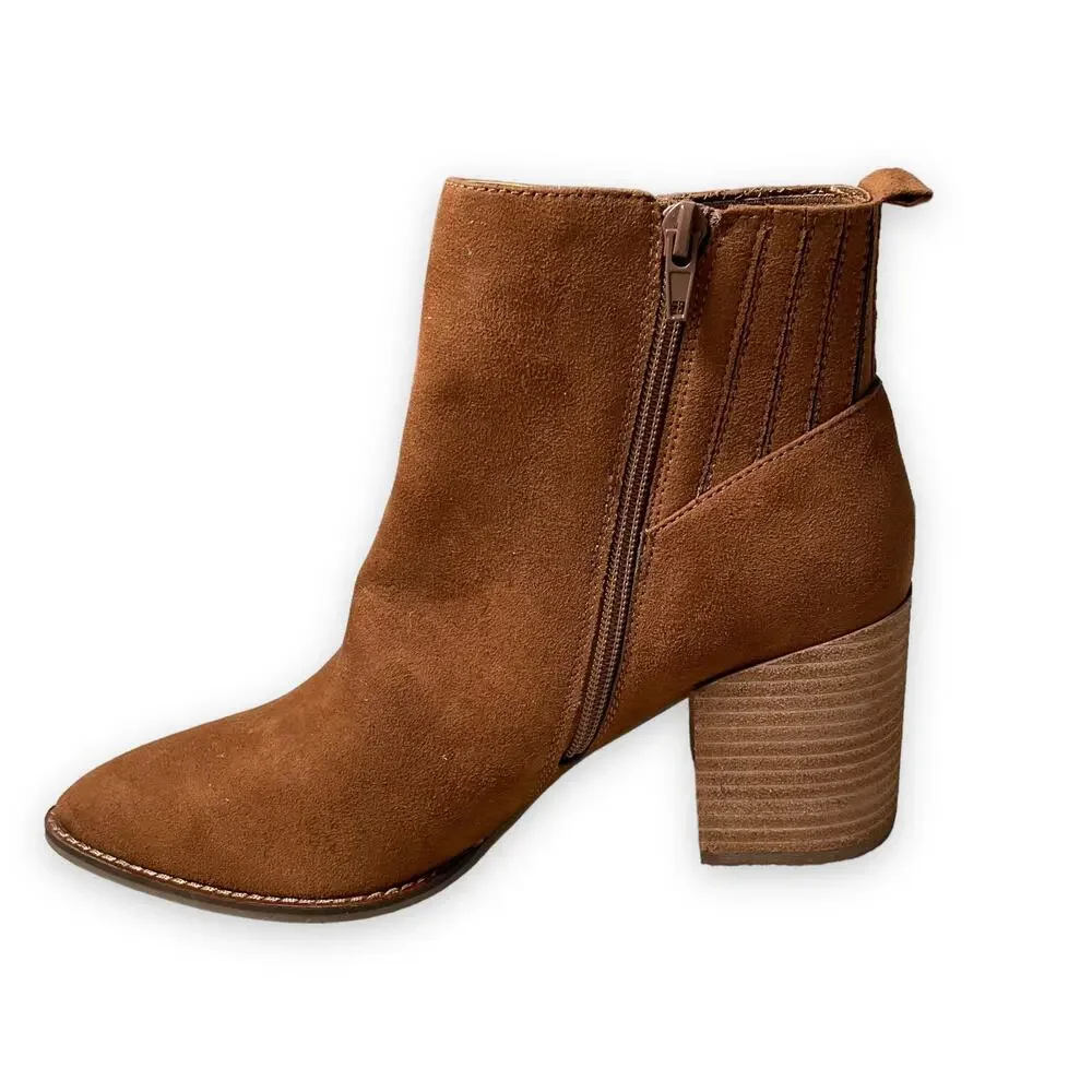 Steve Madden NEW Joa Vegan Suede Leather Ankle Boots Western - Size 9.5